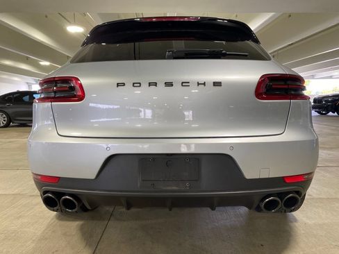 Used 2017 Porsche Macan AWD/4WD image 4