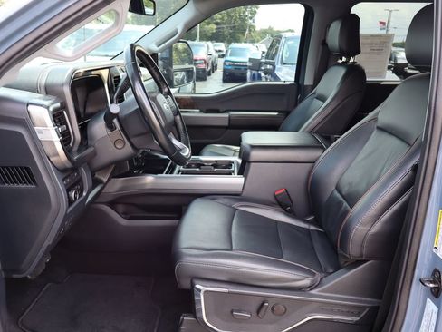 Used 2023 Ford F350 Lariat w/ Sport Appearance Package AWD/4WD image 27