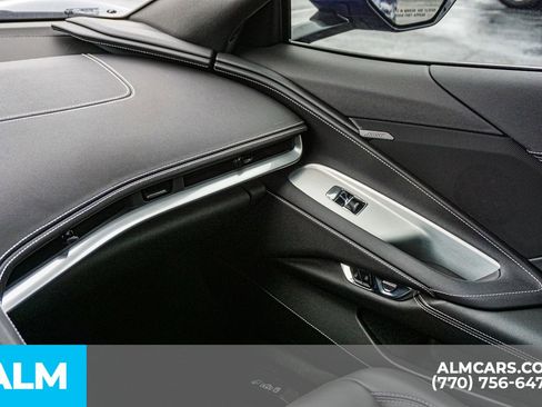 Used 2025 Chevrolet Corvette Z06 image 36