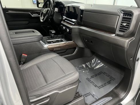 Used 2022 GMC Sierra 1500 Elevation w/ Preferred Package image 54
