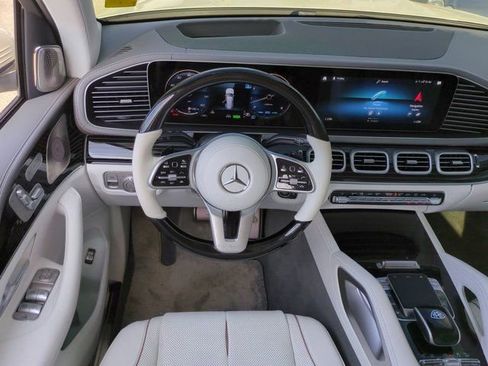 Used 2022 Mercedes-Benz Maybach GLS 600 Maybach GLS 600 image 15