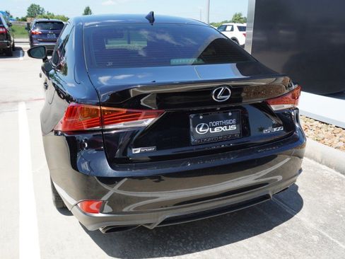 Used 2018 Lexus IS 300 F Sport w/ F Sport Package RWD image 6