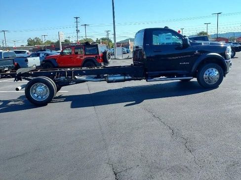 New 2024 RAM 5500 SLT w/ Quick Order Package 2YG SLT AWD/4WD image 11