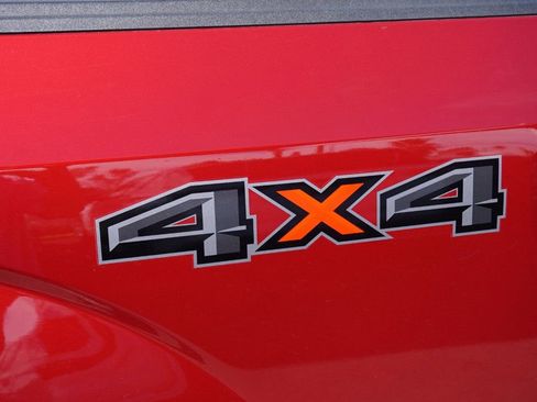 Used 2018 Ford F150 Lariat w/ Equipment Group 502A Luxury image 13