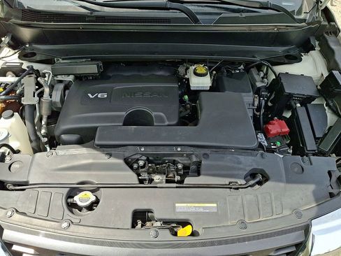 Used 2018 Nissan Pathfinder SL w/ SL Premium Package AWD/4WD image 32