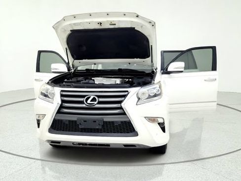 Used 2017 Lexus GX 460 Premium w/ Premium Package AWD/4WD image 12
