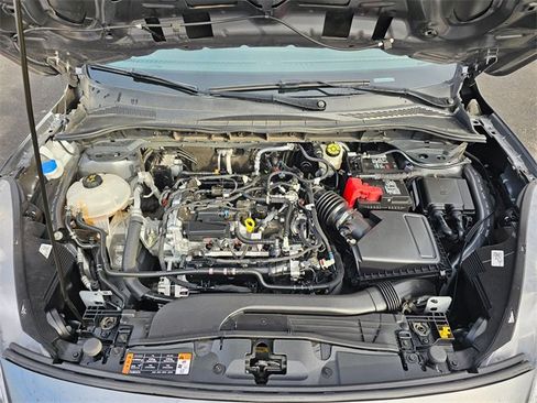 Used 2022 Ford Escape SE image 9