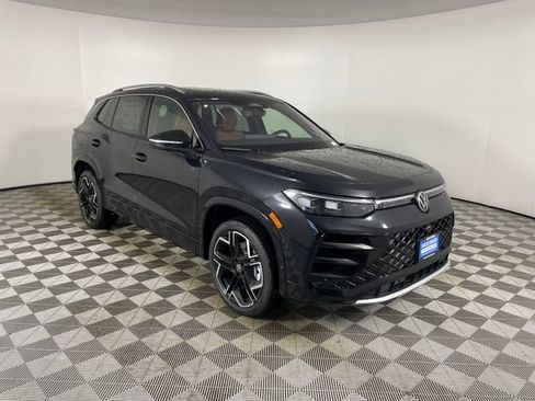 New 2026 Volkswagen Tiguan SEL R-Line image 21