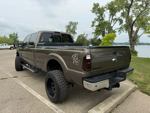 Used 2015 Ford F250 Lariat w/ Lariat Ultimate Package AWD/4WD image 5