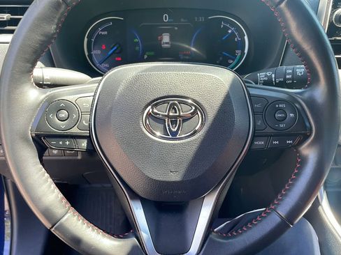 Used 2022 Toyota RAV4 XSE w/ Weather Package AWD/4WD image 17