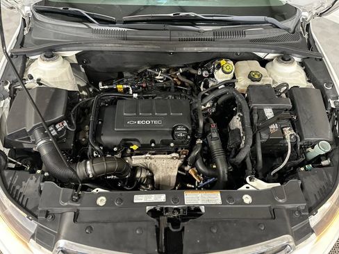 Used 2015 Chevrolet Cruze LTZ FWD image 37