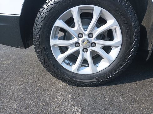 Used 2020 Chevrolet Equinox LS w/ LS Convenience Package image 34