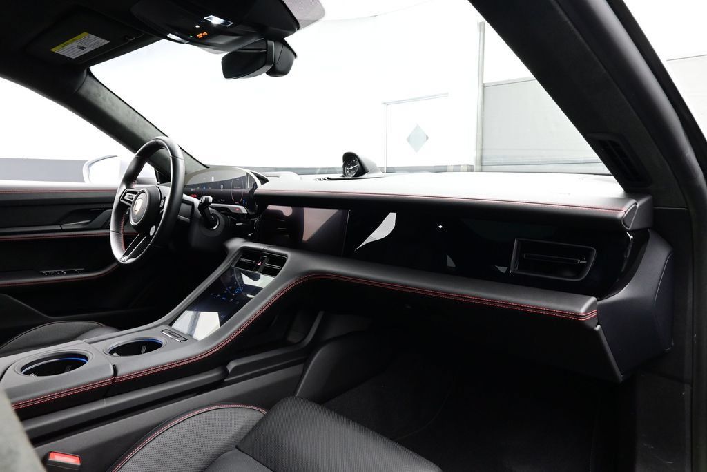 Certified 2024 Porsche Taycan GTS AWD/4WD image 17