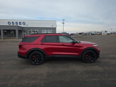 Used 2023 Ford Explorer ST w/ Equipment Group 401A image 8