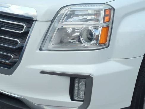 Used 2017 GMC Terrain SLE w/ Driver Alert Package I FWD image 11