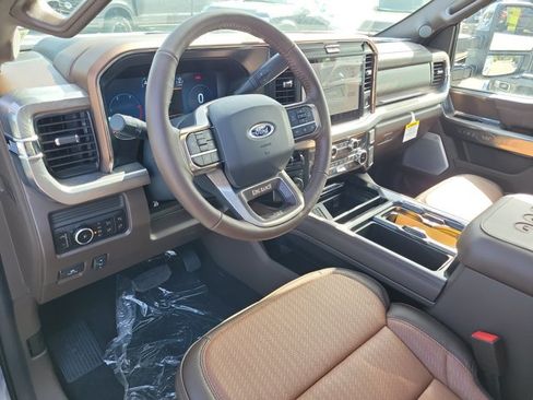 New 2026 Ford F250 King Ranch w/ Chrome Package AWD/4WD image 18