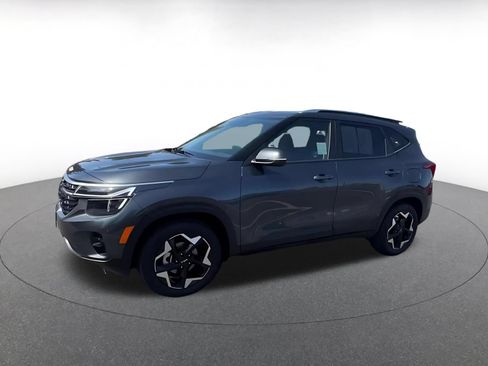 Used 2025 Kia Seltos S FWD image 8