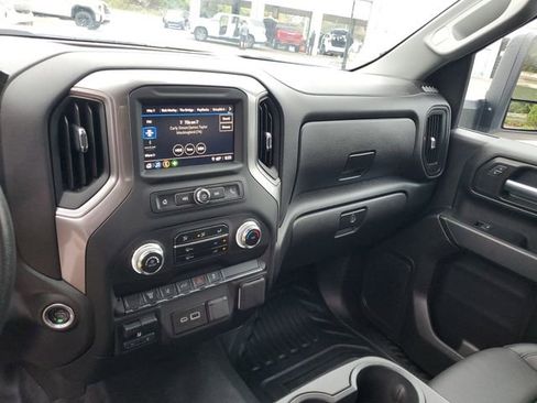 Used 2024 GMC Sierra 3500 Pro w/ Convenience Package image 27