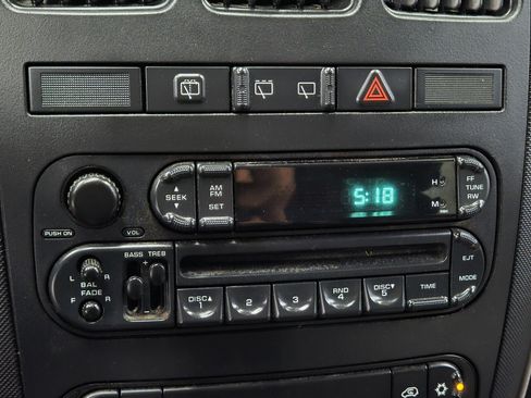Used 2002 Dodge Caravan SE FWD image 18