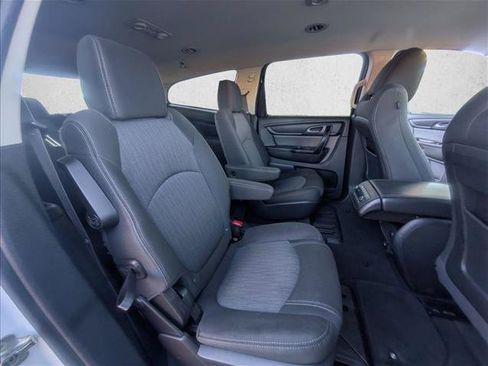 Used 2017 Chevrolet Traverse LT AWD/4WD image 24