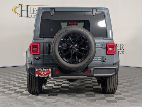 Certified 2025 Jeep Wrangler Unlimited Sahara w/ Safety Group AWD/4WD image 6