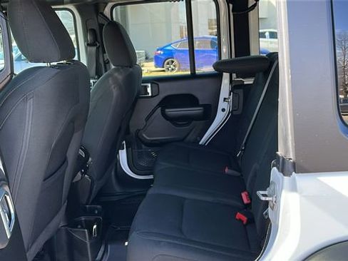 Used 2021 Jeep Wrangler Unlimited Willys image 21