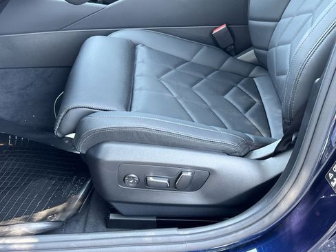 Certified 2026 BMW 530i xDrive w/ Premium Package image 11