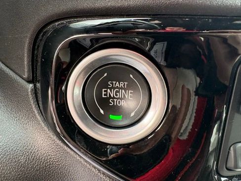 Used 2023 Chevrolet Silverado 1500 High Country w/ Technology Package AWD/4WD image 23