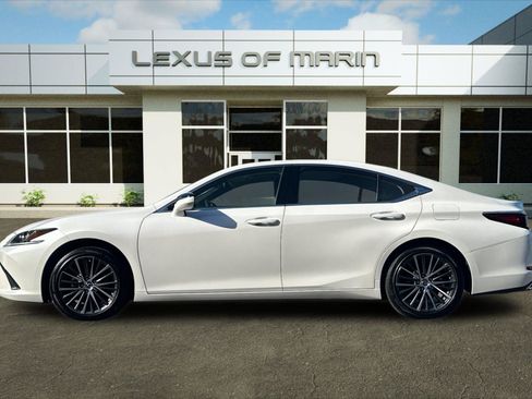 Certified 2025 Lexus ES 350 w/ Premium Package FWD image 2