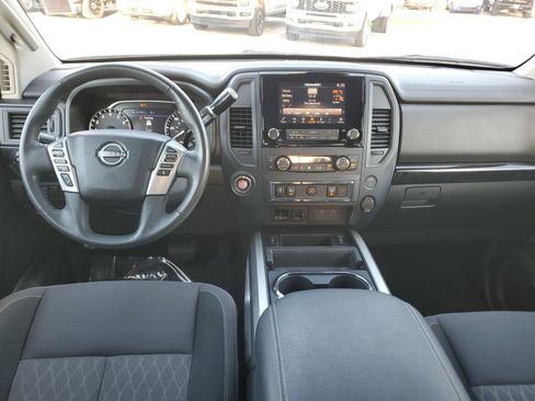 Certified 2024 Nissan Titan SV w/ SV Convenience Package image 15