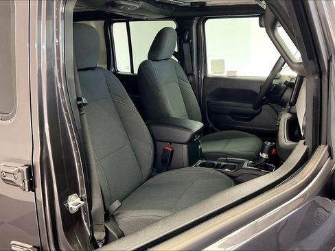 New 2026 Jeep Wrangler Unlimited Sport AWD/4WD image 9