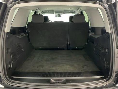 Used 2018 Chevrolet Tahoe LS image 32
