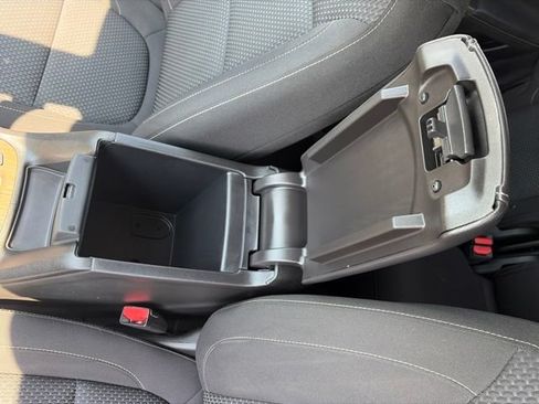 Used 2023 GMC Acadia SLE w/ Driver Convenience Package AWD/4WD image 26