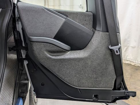 Used 2019 BMW i3 image 16