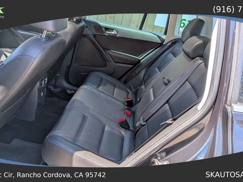 Used 2014 Volkswagen Tiguan S FWD image 22