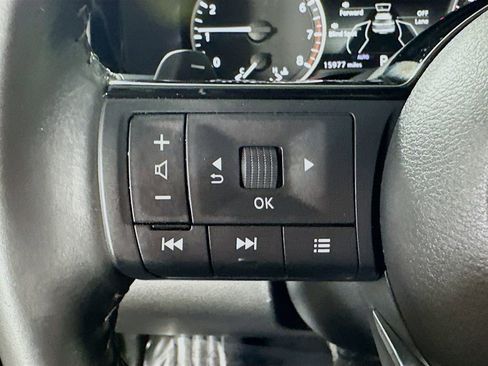 Used 2023 Nissan Pathfinder SV w/ Black Appearance Package AWD/4WD image 24