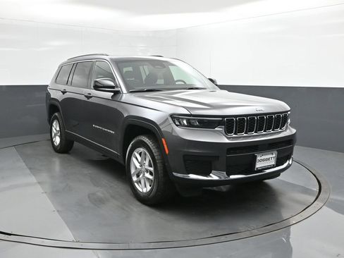 New 2025 Jeep Grand Cherokee L Laredo w/ Luxury Tech Group I image 22