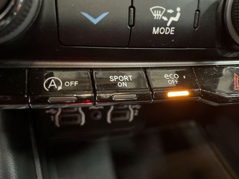 Used 2024 Dodge Durango GT image 34