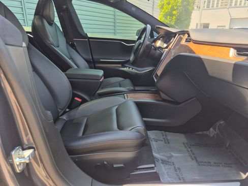 Used 2021 Tesla Model S AWD image 29