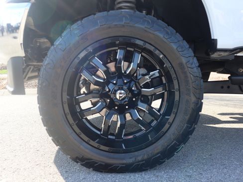 Used 2020 Ford F250 Lariat w/ Lariat Value Package image 12