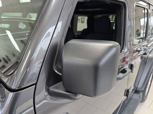 Used 2022 Jeep Wrangler Unlimited Sport AWD/4WD image 15