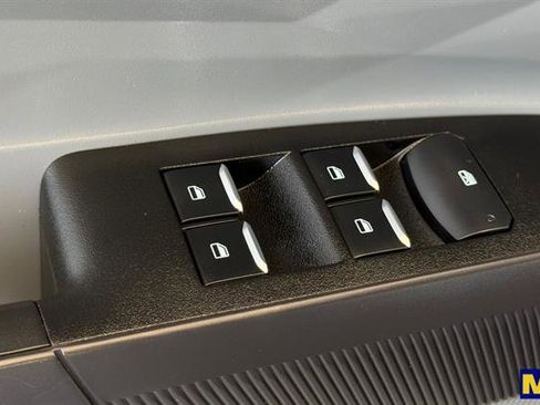 Used 2024 Ford Maverick XL image 12