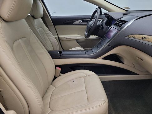 Used 2013 Lincoln MKZ FWD image 21