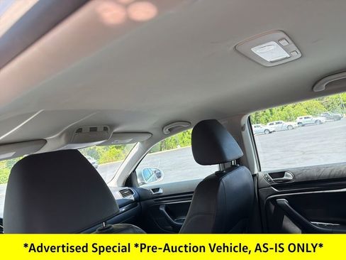 Used 2014 Volkswagen Jetta SE image 29