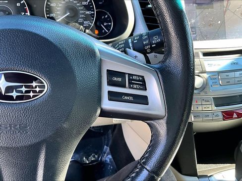 Used 2012 Subaru Outback 3.6R Limited image 25