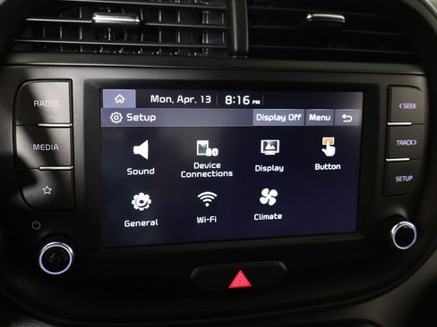 Used 2025 Kia Soul LX w/ LX Technology Package FWD image 42