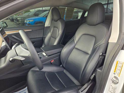 Used 2022 Tesla Model 3 Long Range image 14