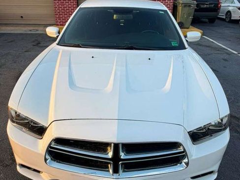 Used 2014 Dodge Charger SXT image 14