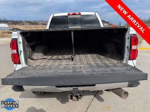 Used 2018 GMC Sierra 2500 SLT w/ Duramax Plus Package image 5