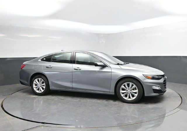Used 2024 Chevrolet Malibu LT FWD image 3